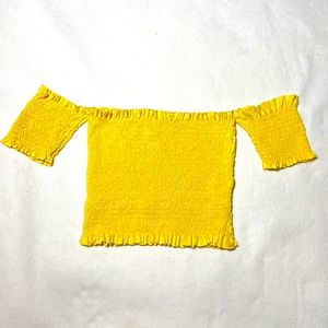 Gaze Tube Crop Tops. Bright Yellow. Size Large. This is perfect for layering.